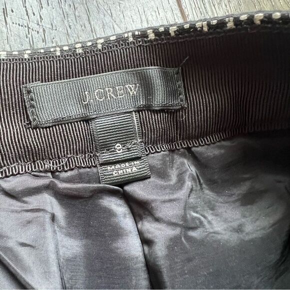 J. Crew Textured Jacquard Block Print Black and White Graphic Mini Skirt Size 8 - Picture 5 of 11